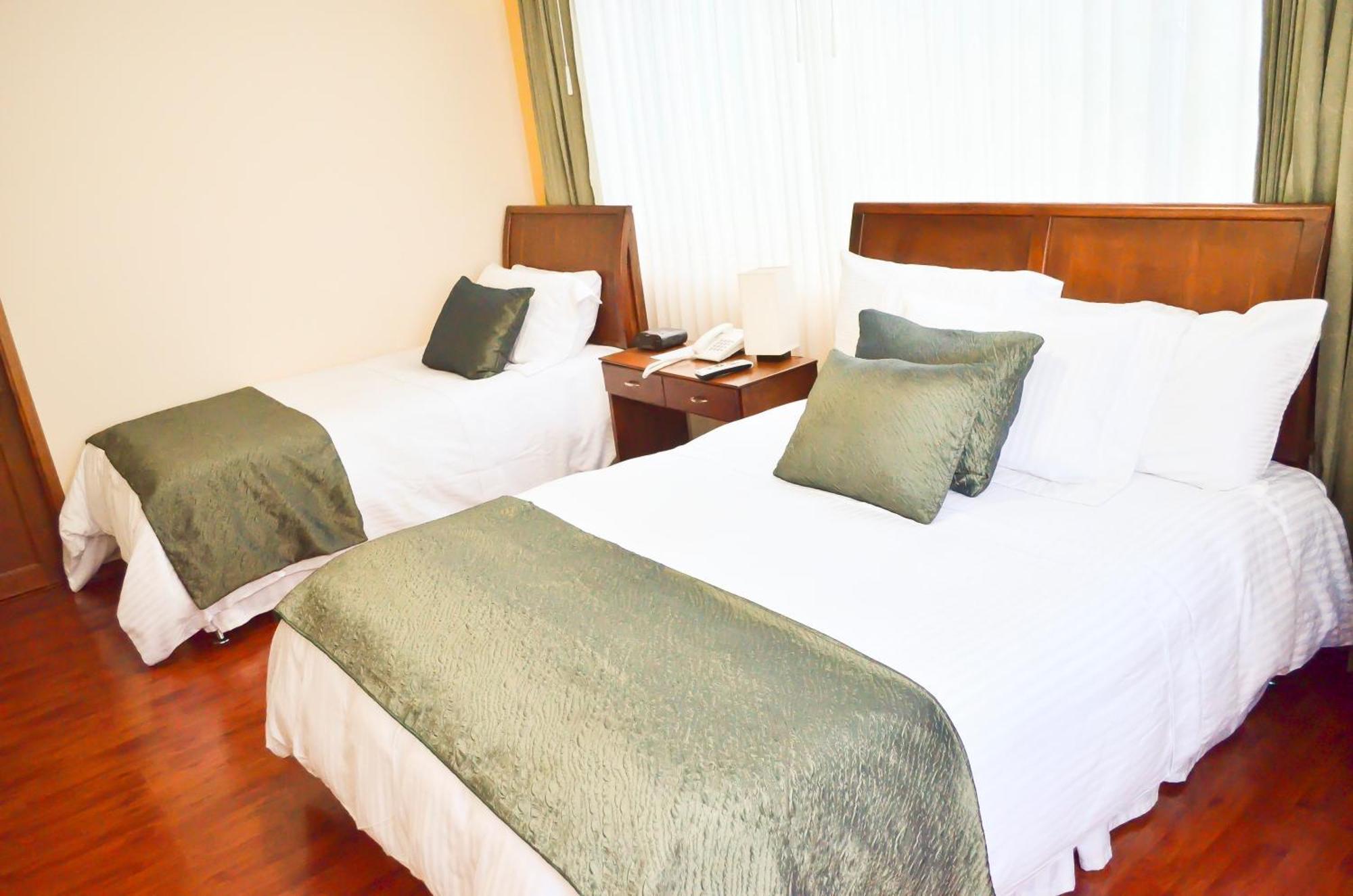 Kur Hotel & Bio Spa La Trinidad Bagian luar foto