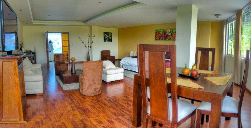 Kur Hotel & Bio Spa La Trinidad Bagian luar foto