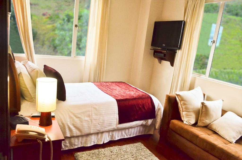 Kur Hotel & Bio Spa Duitama Ruang foto